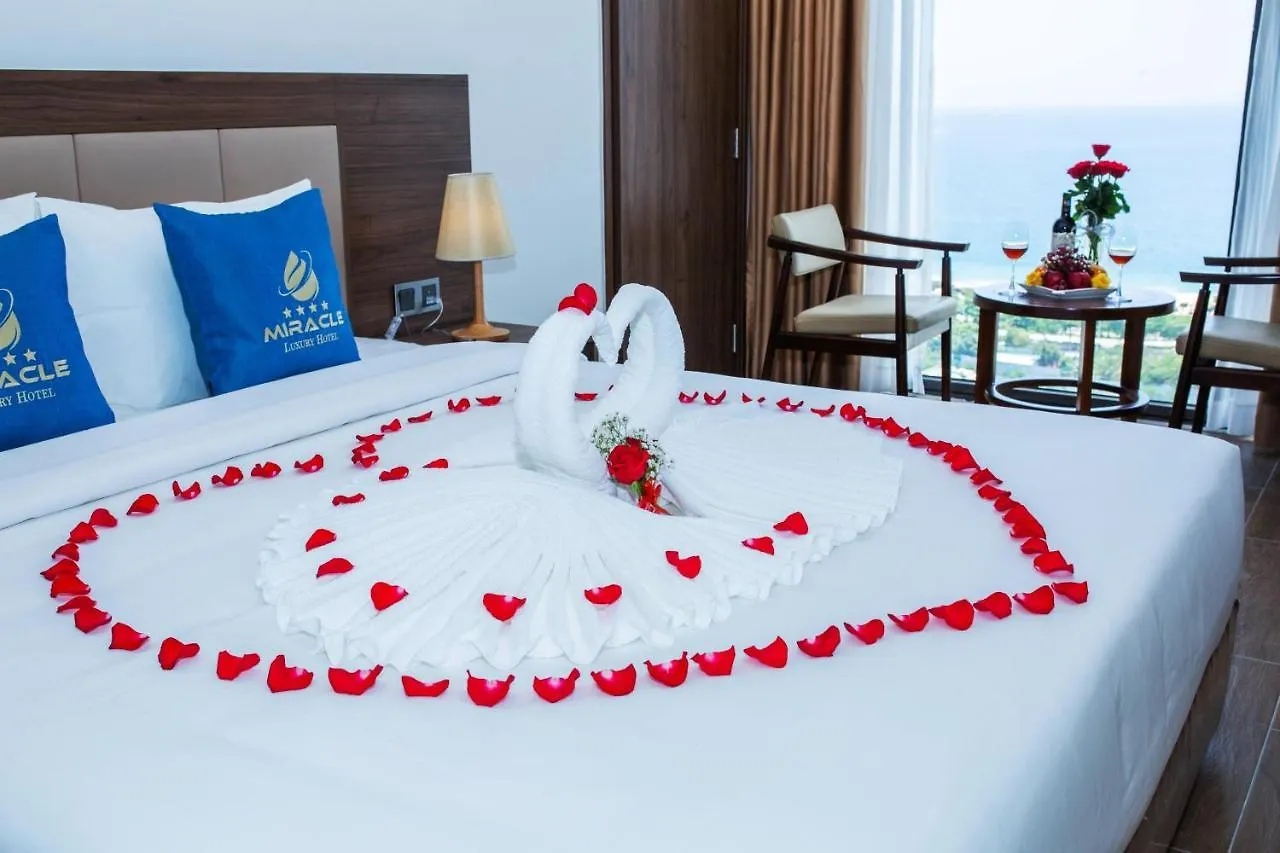 Miracle Luxury Hotel Nha Trang 4*,  Wietnam